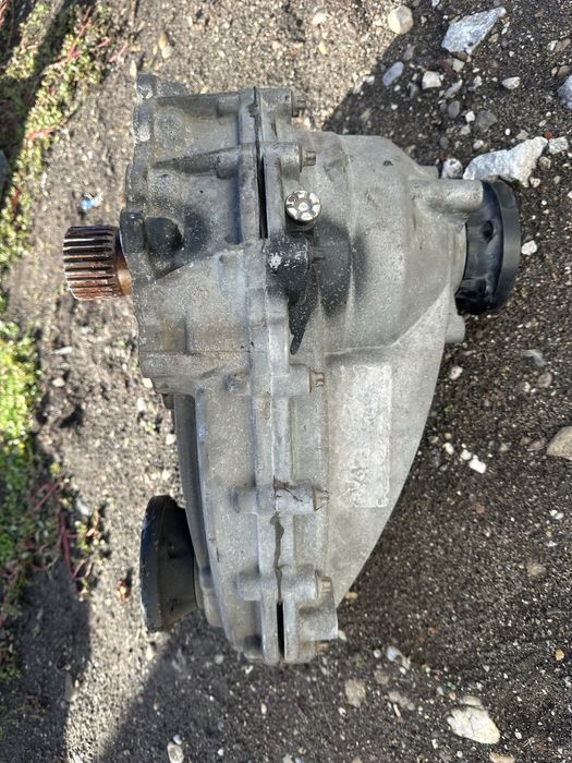 Раздатка за Мерцедес 320 W 251 164 R class Mercedes