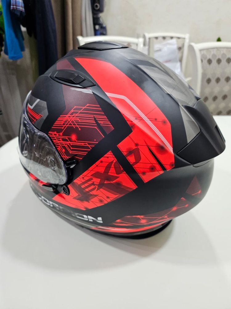 Продам мотошлем Scorpion