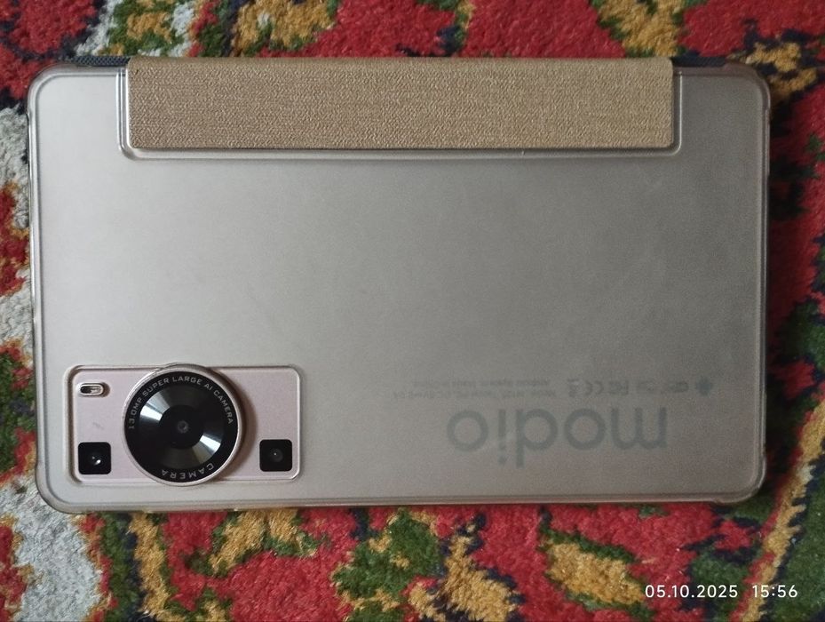 Продам планшет. СЕНСОР НЕ РАБОТАЕТ!