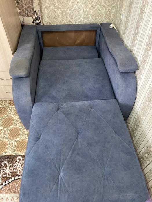 Продам кресло диван