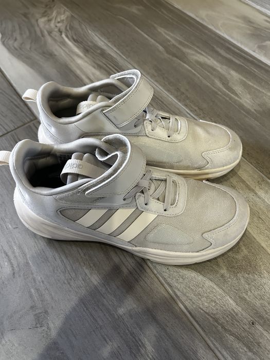 Маратонки Adidas