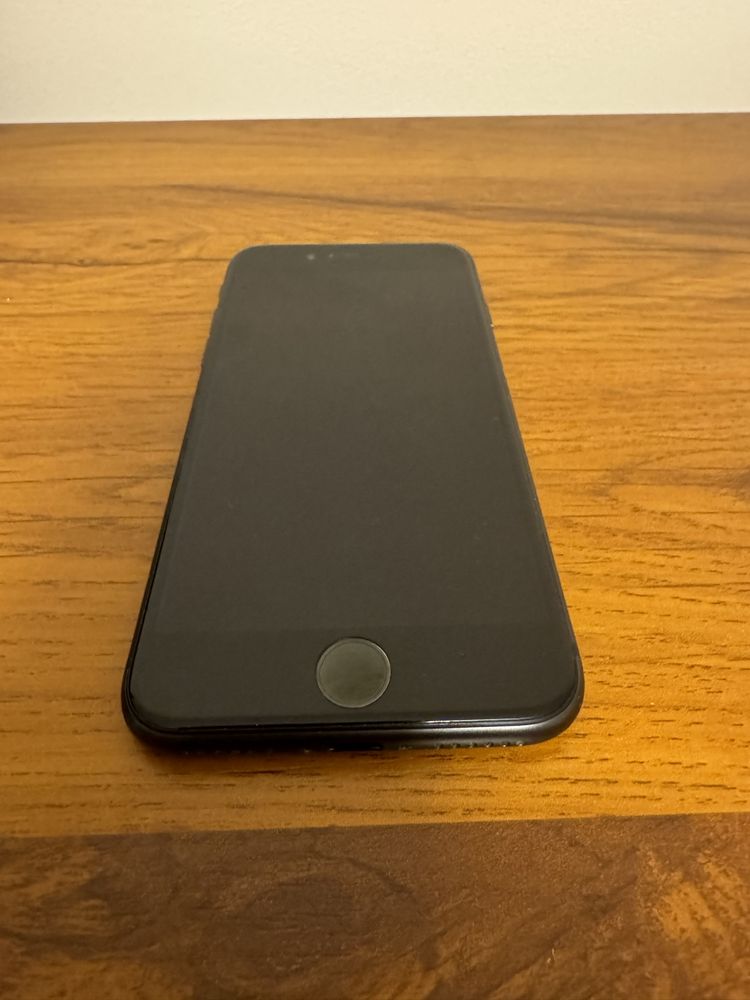 Iphone 8 negru 64 GB FULL BOX