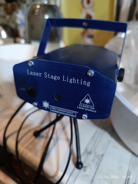 Проектор лазерный