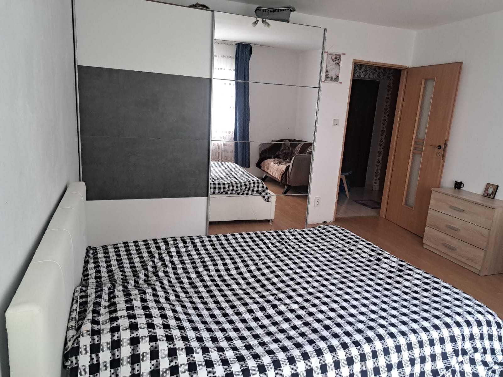 vand Garsoniera confort 1