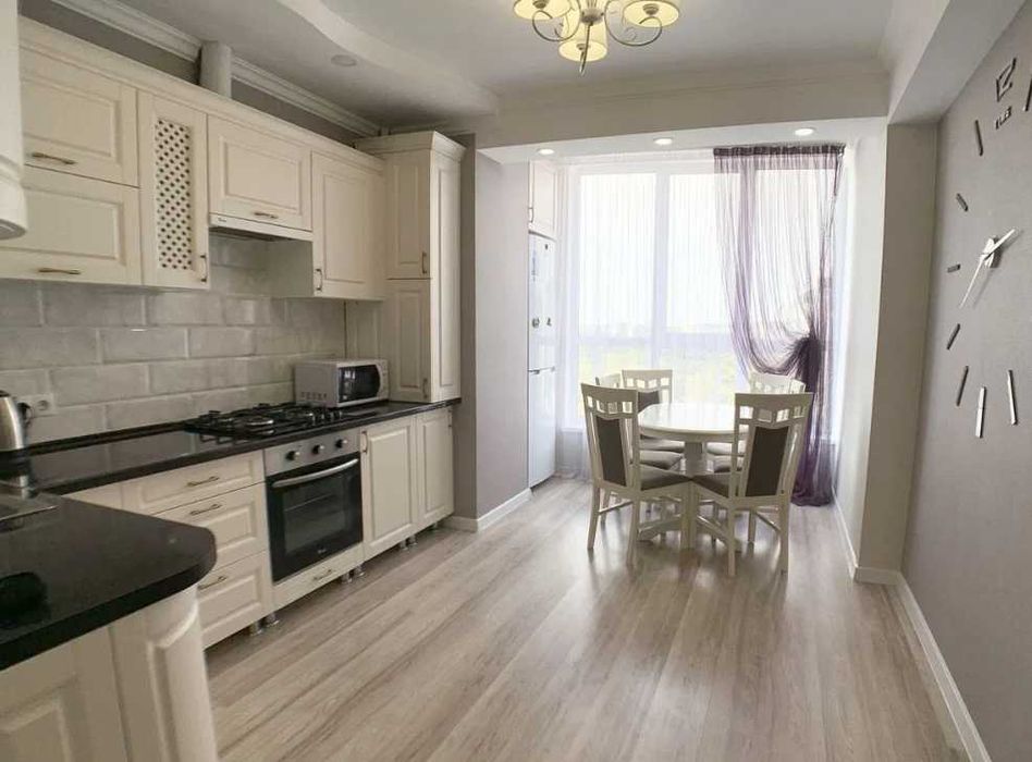 Дава се под наем Двустаен апартамент в Пловдив, Кършияка - 40 кв.м за 250 € - Снимка #1