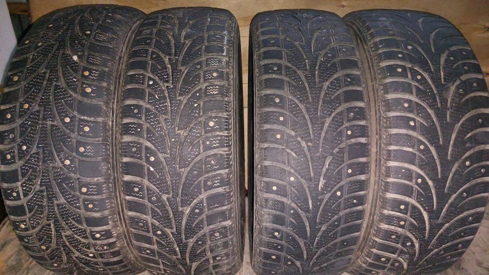 Продам шины зимние