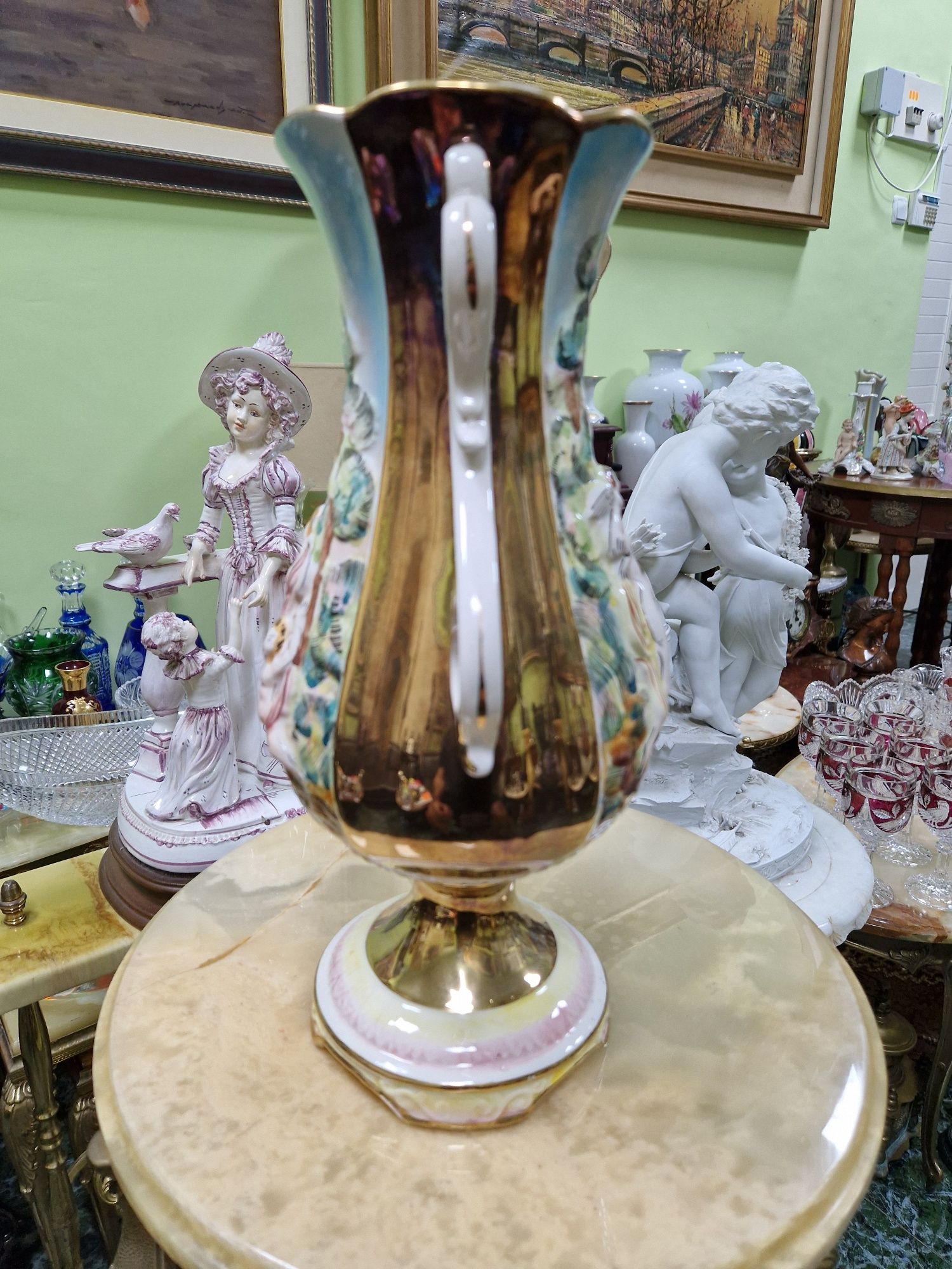 Чудесна антикварна италианска порцеланова ваза Capodimonte