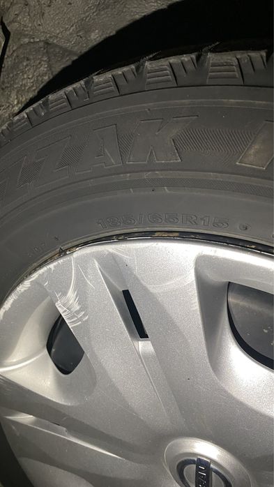 Зимние шины с дисками Bridgestone