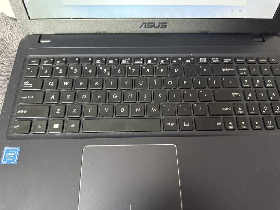 Laptop Asus X543M