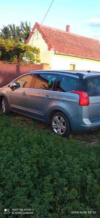 Vand peugeot 5008 2012 diesel 7locuri