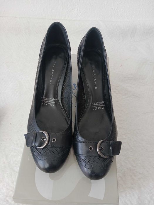 Дамски обувки р-37