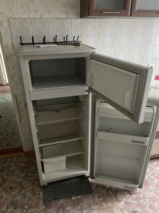 Продам холодильник