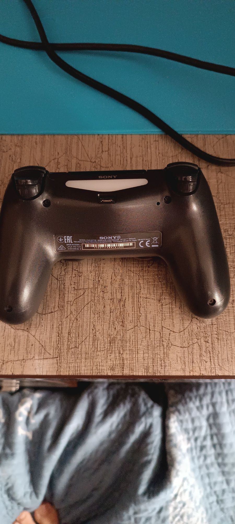 Джойстик, геймпад Playstation 4