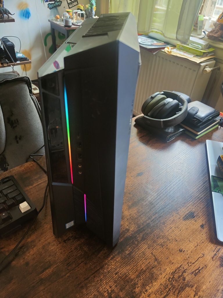 Asus Rog g21 Huracan
