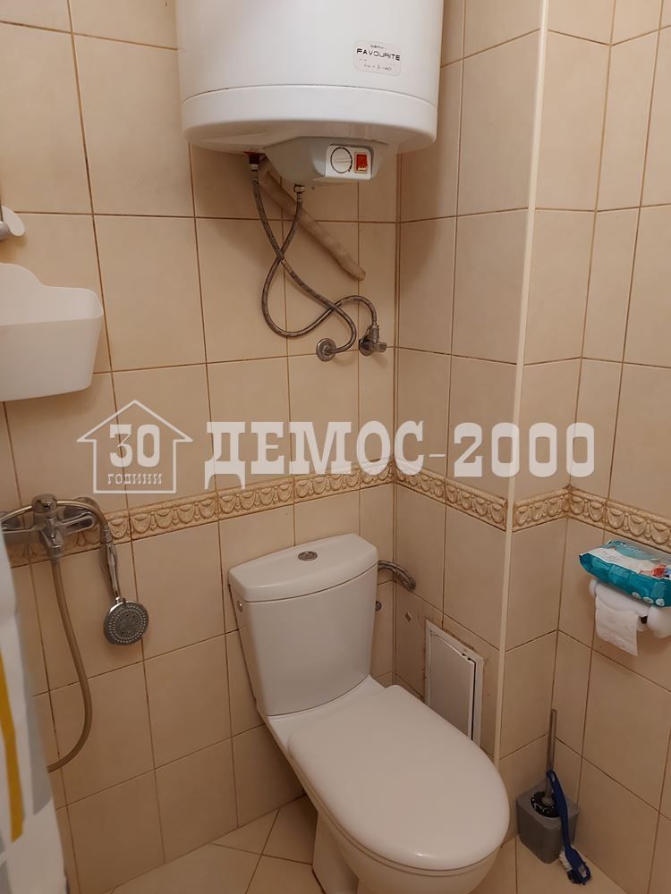 Дава се под наем Двустаен апартамент в к.к. Св.Св. Константин и Елена - 65 кв.м за 382.5 € - Снимка #5