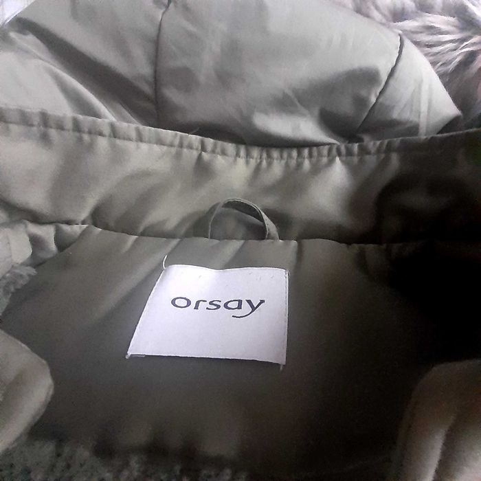 Geacă de damă, cu glugă cu blăniță, Orsay, verde olive, mărimea 38
