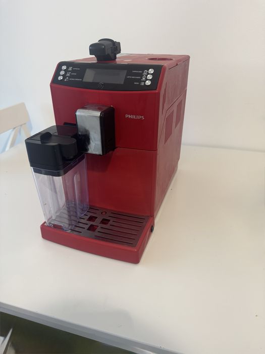 Vand espressor automat Philips Seria 3000 EP3363