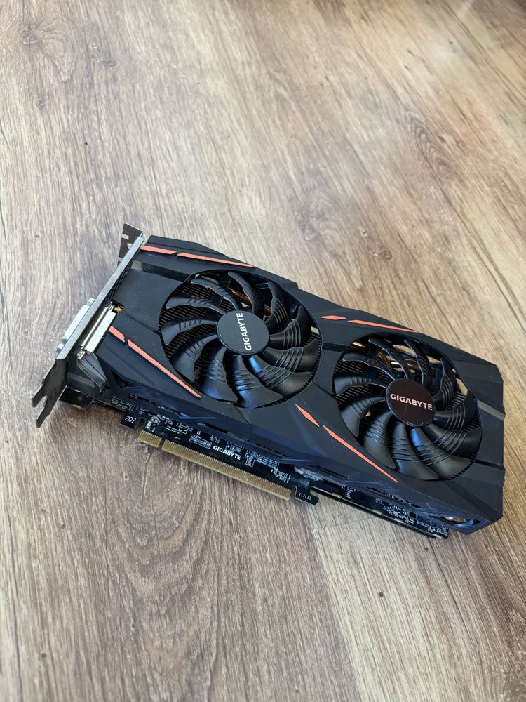 AMD Radeon rx 580 - Отлично състояние