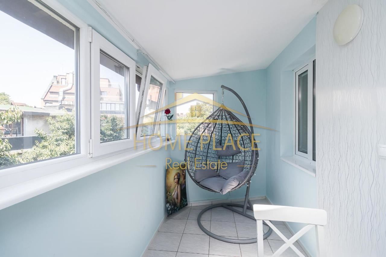 Продава се Тристаен апартамент в Варна, Гръцка махала - 70 кв.м за 2429 €/кв.м - Снимка #3