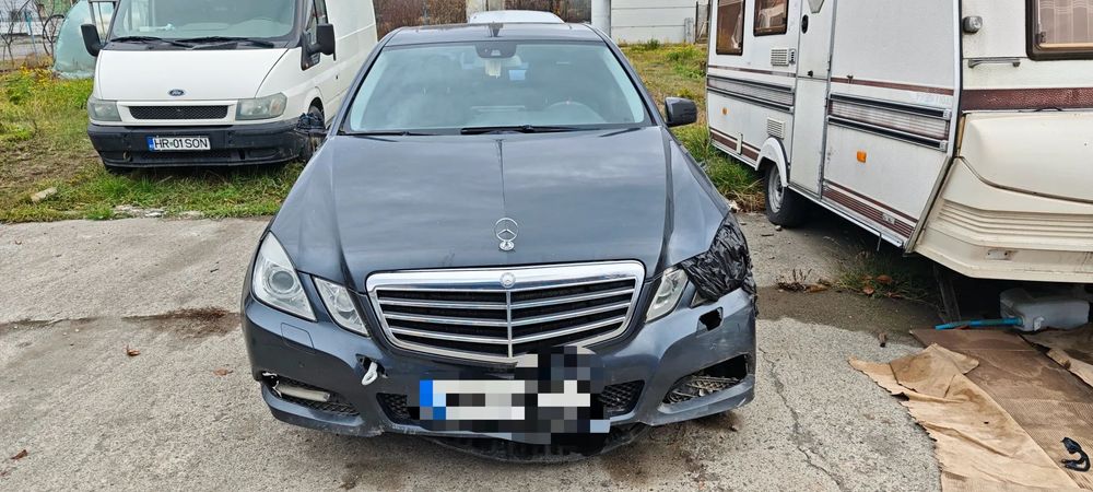 Mercedes-Benz E W212 avariat