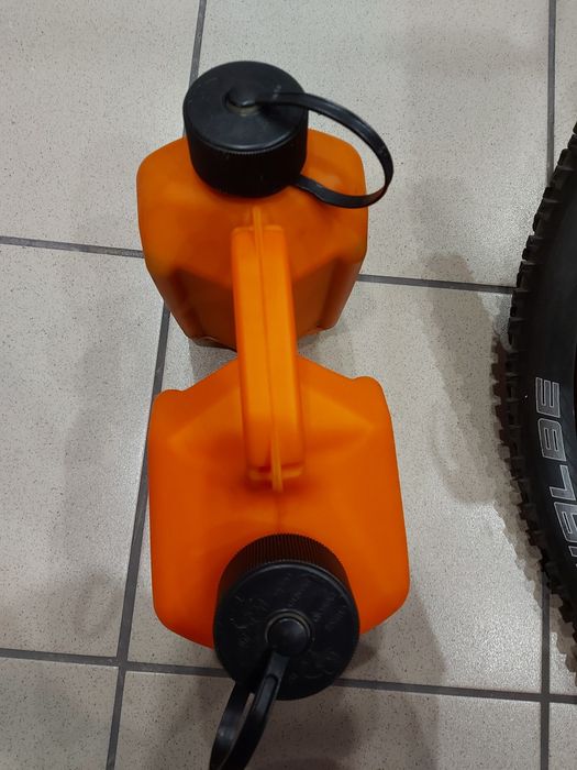 Canistra combinata STIHL