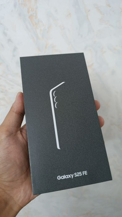 Продам Samsung s25 fe 256 gb