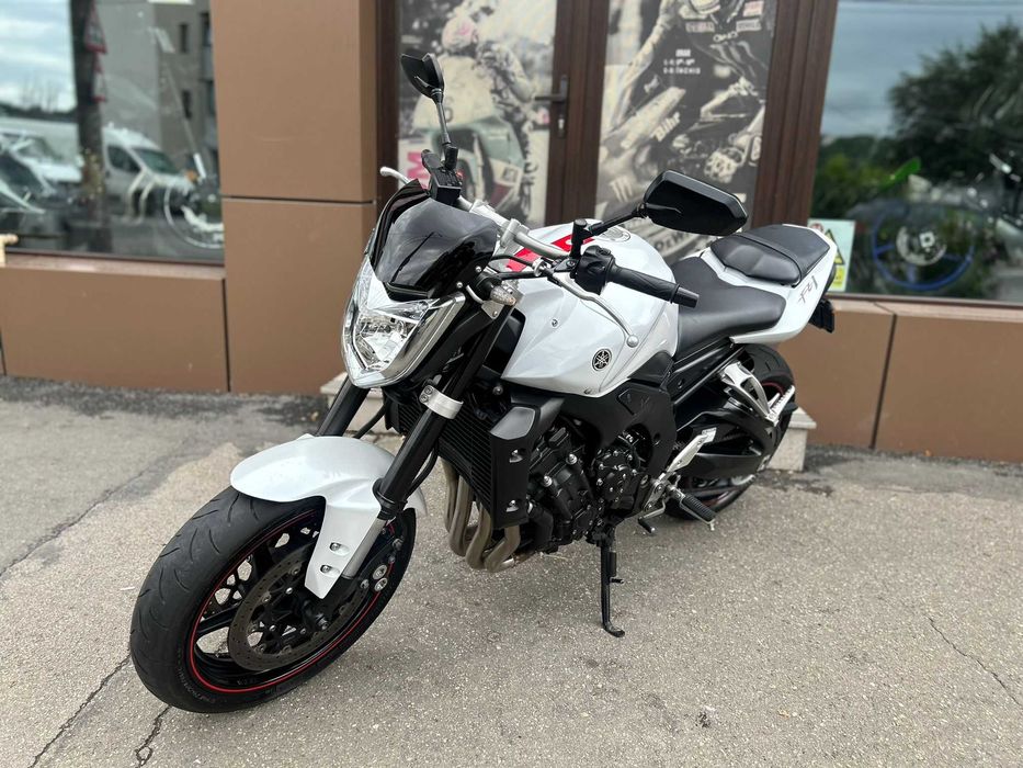 Yamaha FZ1 ~ Garantie ~ Rate ~