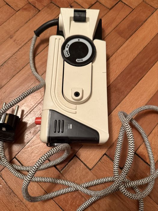 Fier de calcat voiaj