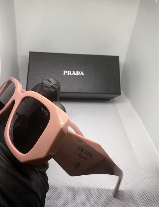 Ochelari de soare Prada Runaway Pink