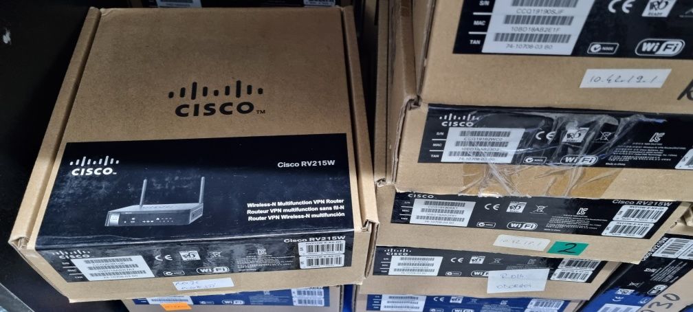 Router Wireless Cisco RV215W mai multe buc la cutie