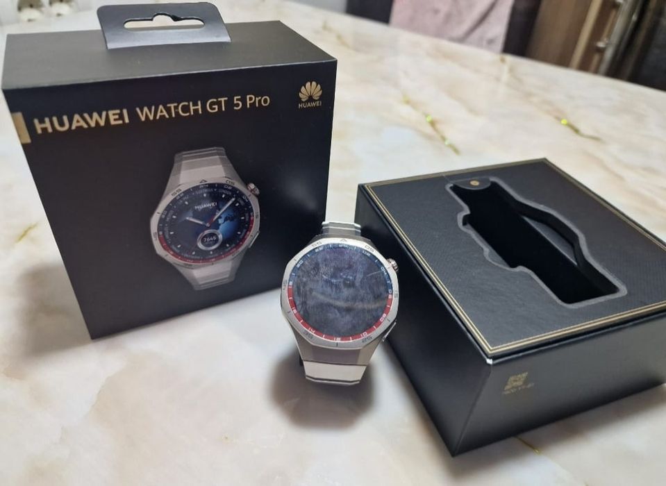 Smartwatch huawei  watch GT 5 Pro
