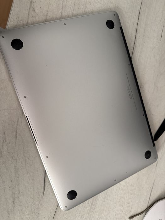 Macbook Air Retina,13-inch, 2014 128Gb 4Gb ram