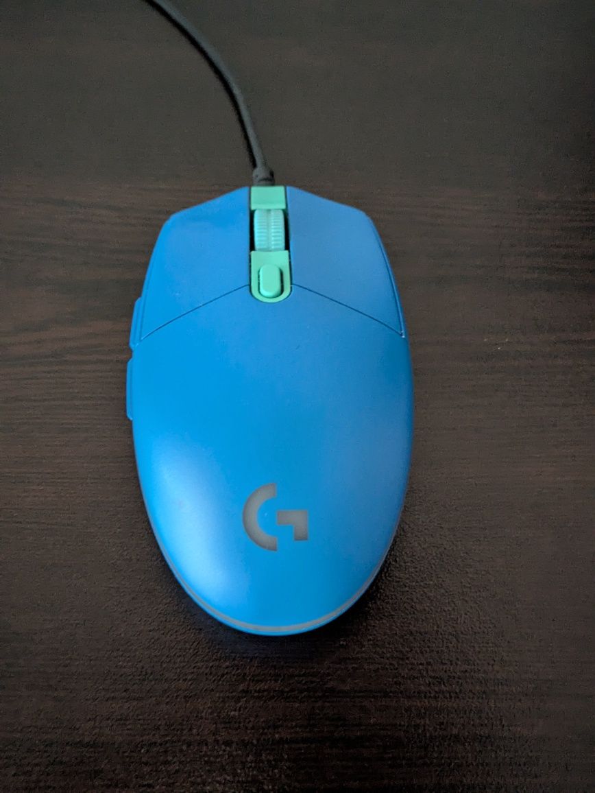 Геймърска мишка Logitech G102