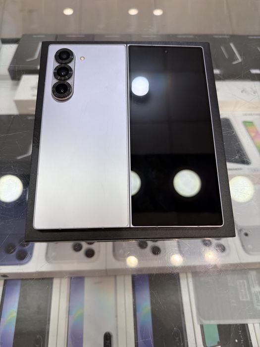 Z fold 256 gb silver shadow dual sim ideal satayanasi