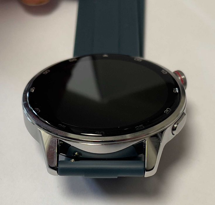 Часовник Realme Watch S2