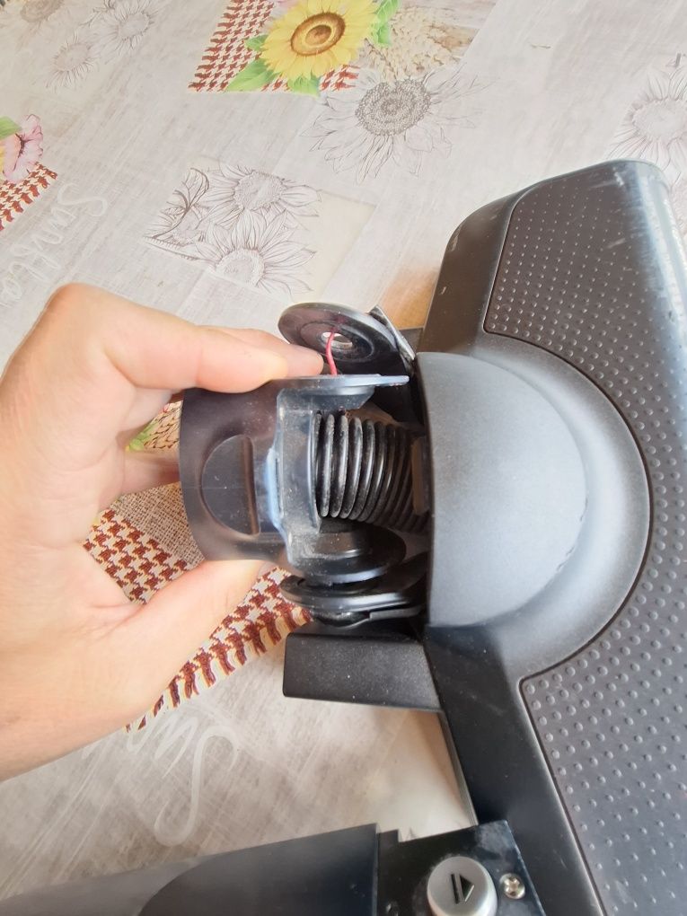 Електрическа прахосмукачка  Bosch Flexxo 4 25.2v