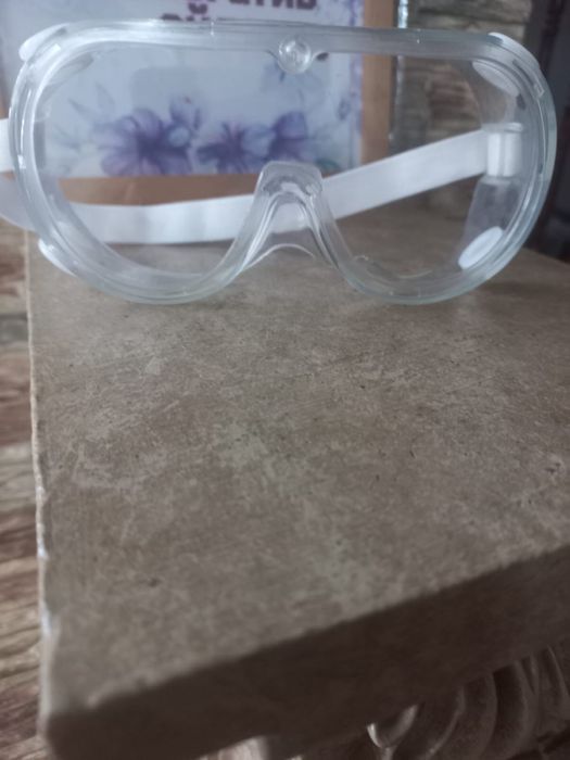 Медициские защитные очки