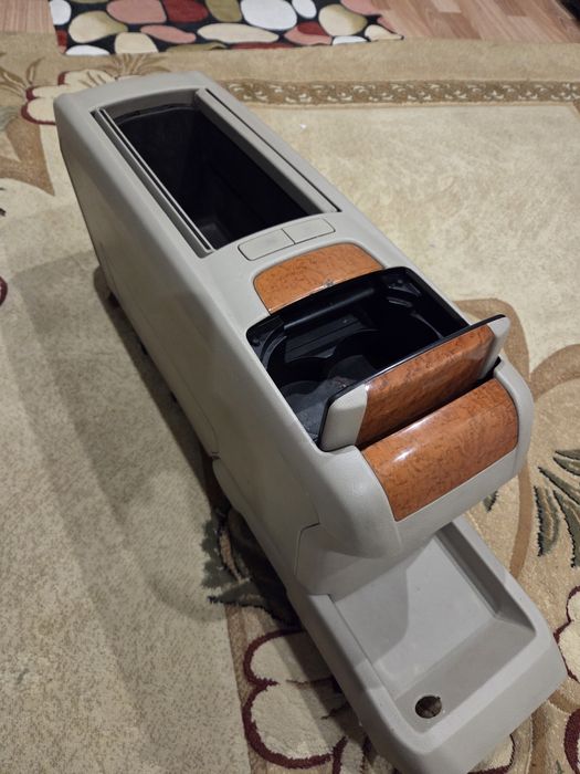 Продам бар_ подлокотник RX300