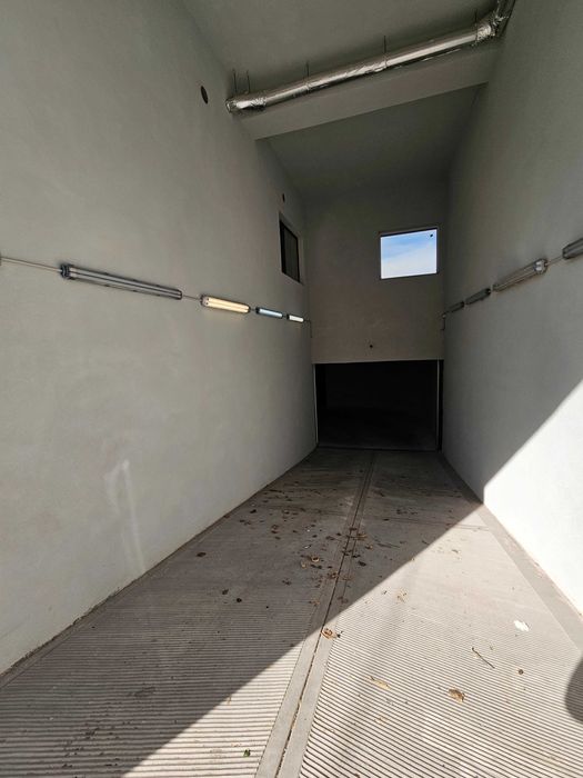 Inchiriez loc de parcare auto/moto subteran, langa parcarea Mall Plaza