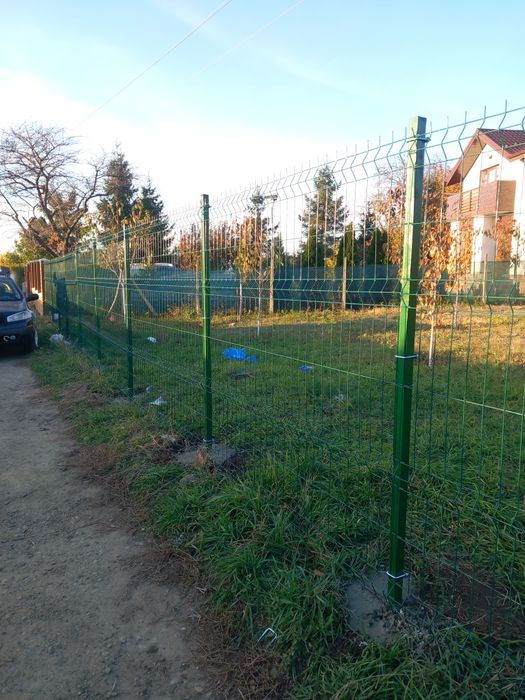 Garduri și porți la comanda clientului