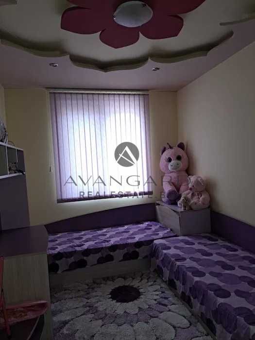 Продава се Тристаен апартамент в Пловдив, Кючук Париж - 89 кв.м за 1914 €/кв.м - Снимка #2