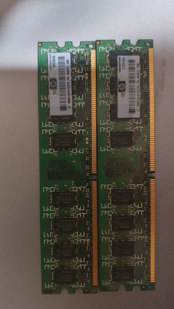 Kit memorie RAM 4GB (2x 2GB), DDR2, 666MHz, PC2-6400, pt. PC/Desktop