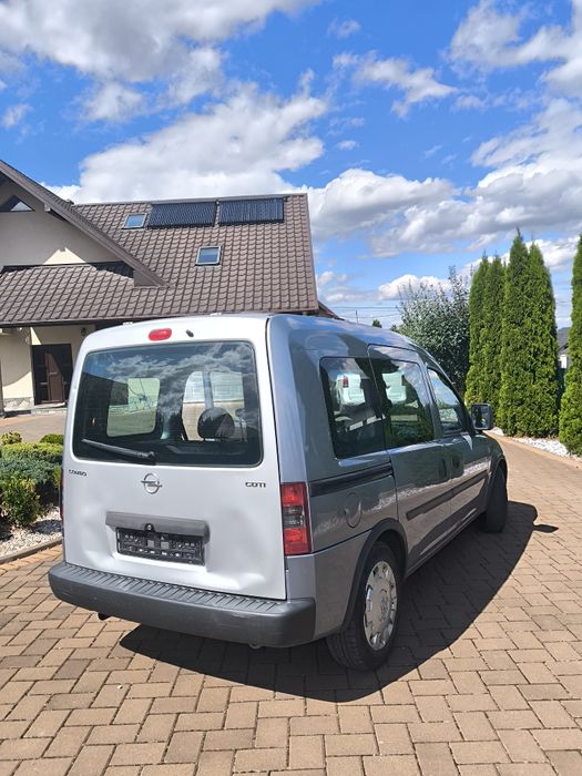 Opel Combo 2009 aer condiționat