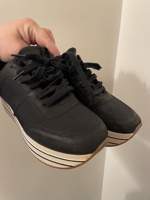 Papuci cu talpa inalta Zara