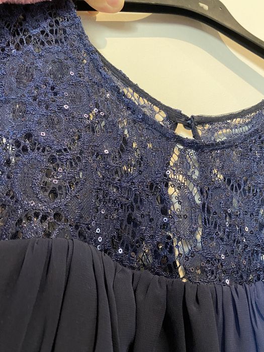 Официална рокля