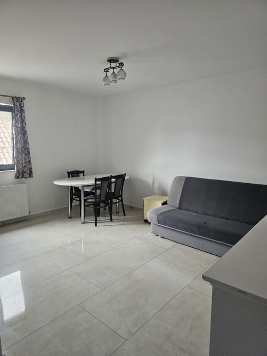 PF. inchiriez apartament, Copou