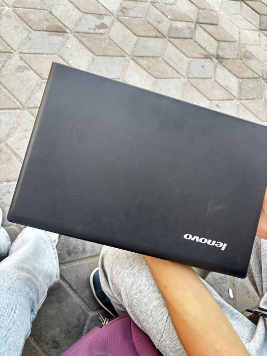 Ноутбук Lenovo старый версия