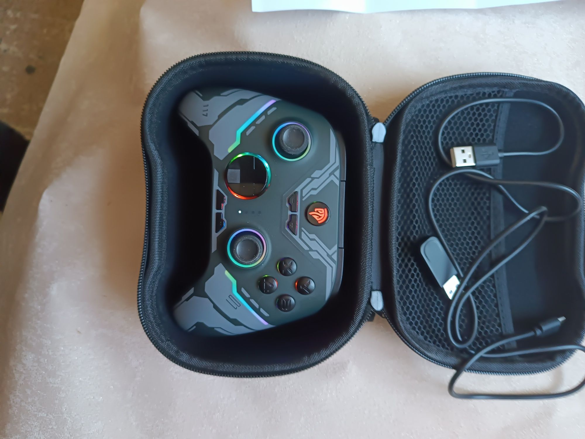 Продам геймпад  EasySMX X 15