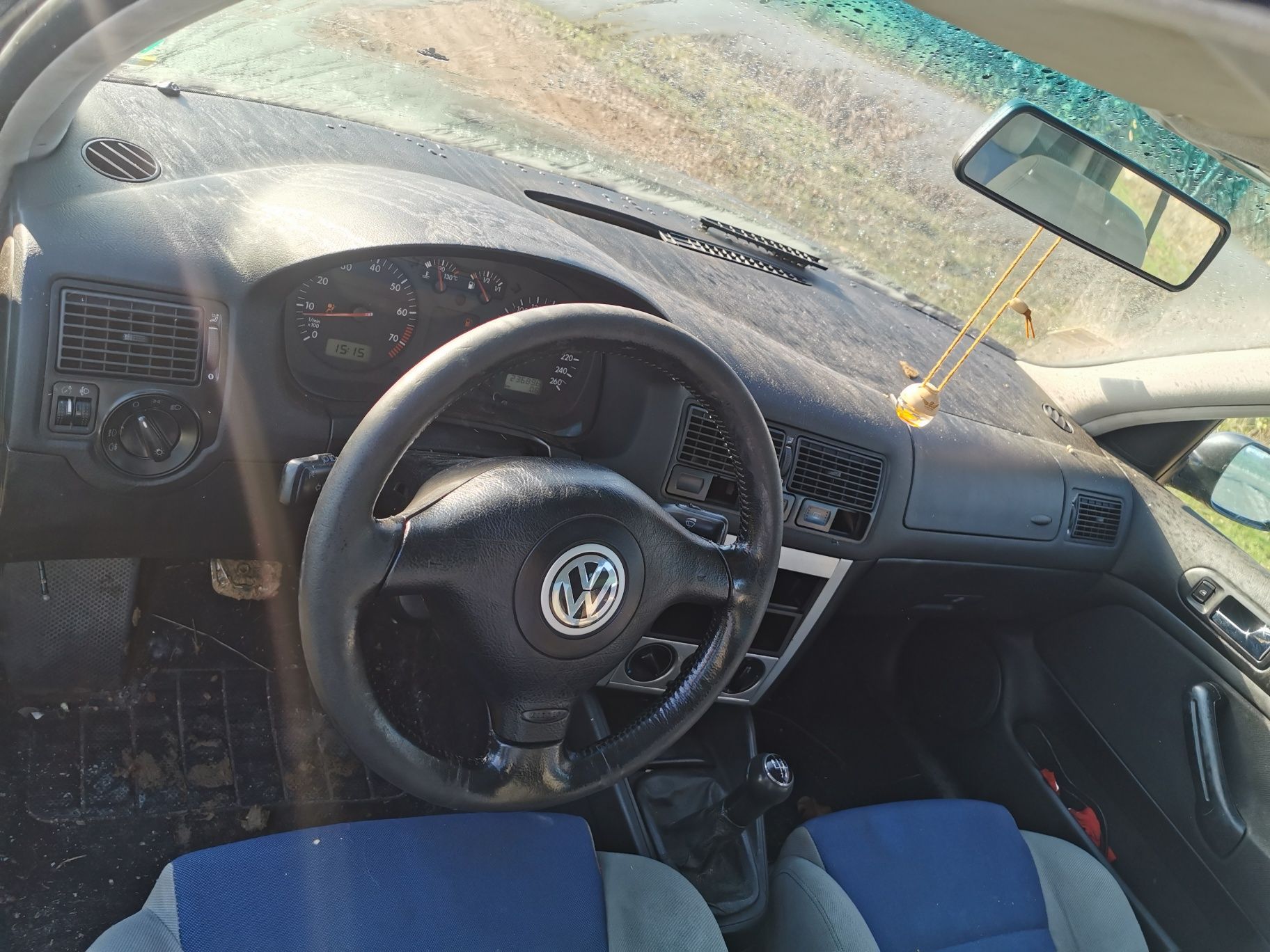 Голф 4 2.3 150 кс на части / vw golf 4 2.3 v5 na chasti