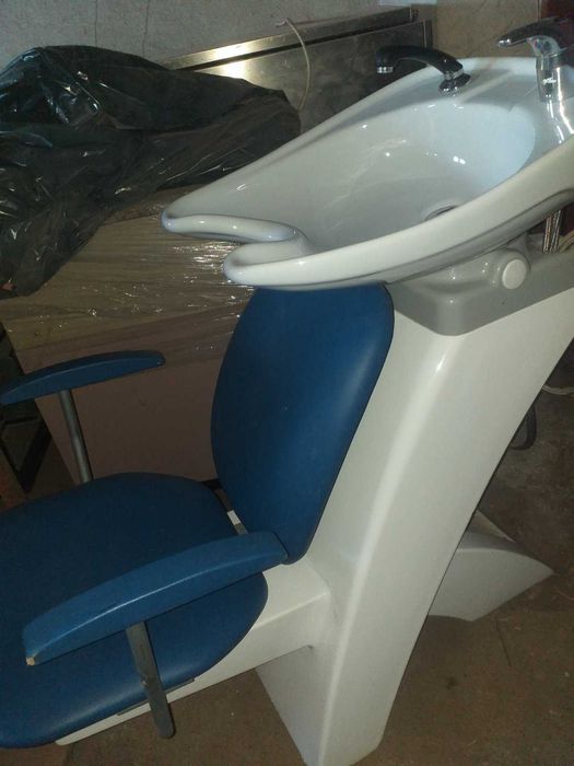 Продавам мивка за фр.сарон